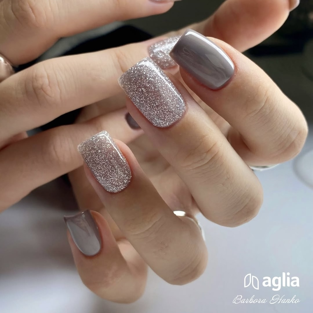 SILVER GLITTER